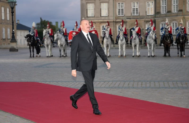 İlham Əliyev Kopenhagendə ziyafətə qatılıb - FOTOLAR