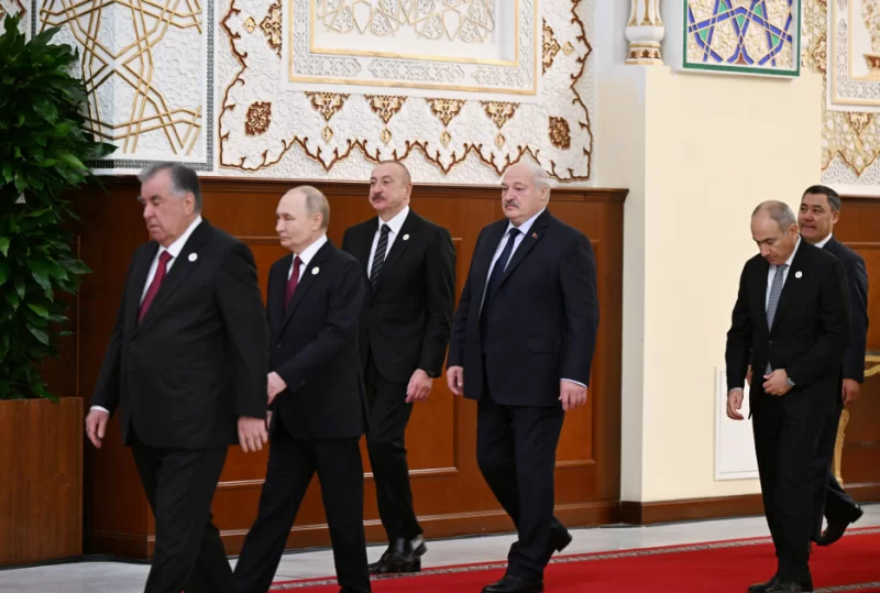 Dövlət başçısı Düşənbədə MDB Dövlət Başçıları Şurasının məhdud tərkibdə iclasında çıxış edib