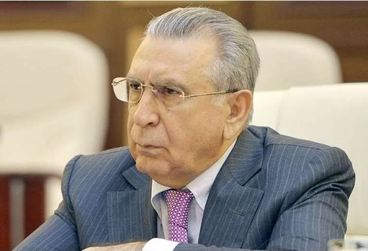 Ramiz Mehdiyevin adı SİLİNDİ - FOTO