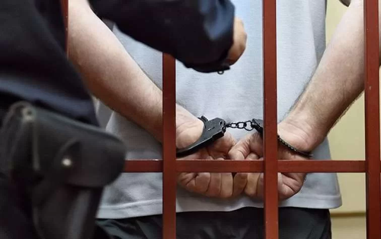 Direktor ilə müavini 8 il müddətinə azadlıqdan məhrum edildi