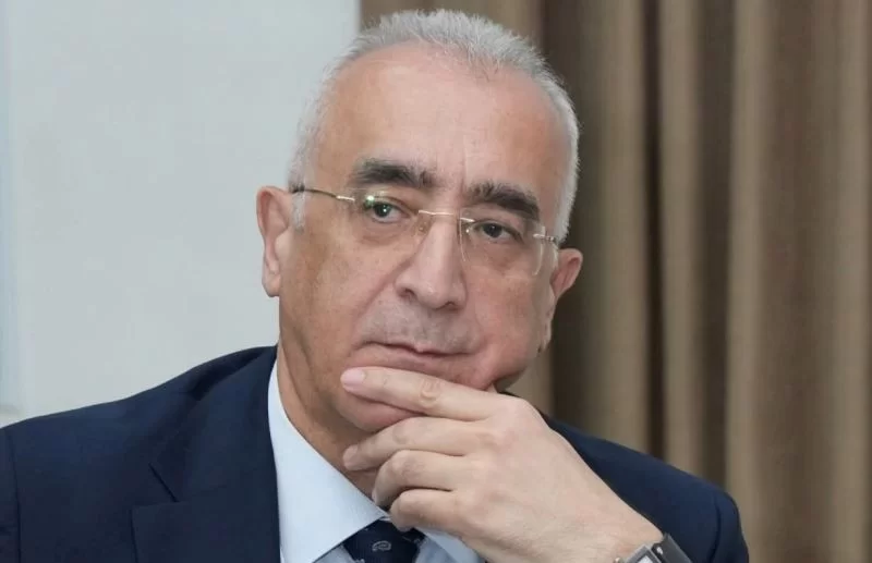 Azərbaycanda Aparat rəhbəri dünyasını dəyişdi