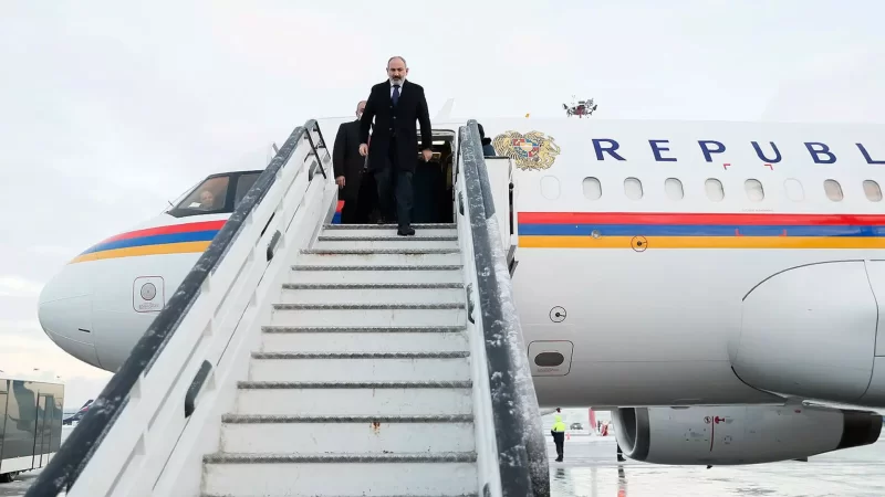 Nikol Paşinyanın təyyarəsi ilə Qarabağa silah daşınıb