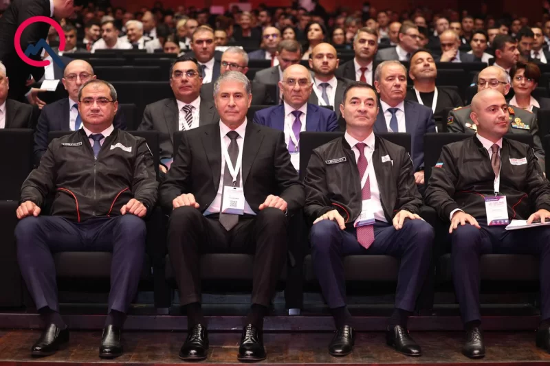 Generallar Azərbaycanda keçirilən kiberfestivalda - Fotolar