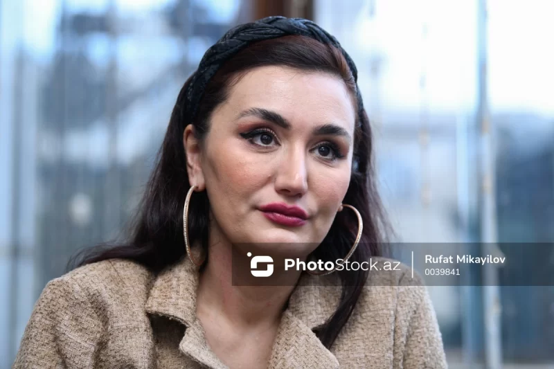 Zülfiyyə Qurbanova: "Bacımın qoyub getdiyi balalarına baxıram"