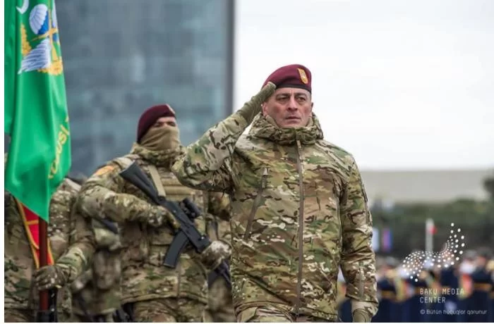 General danışdı - Hikmət Mirzəyevin olduğu yeri ermənilər mərmi atəşinə tutublar
