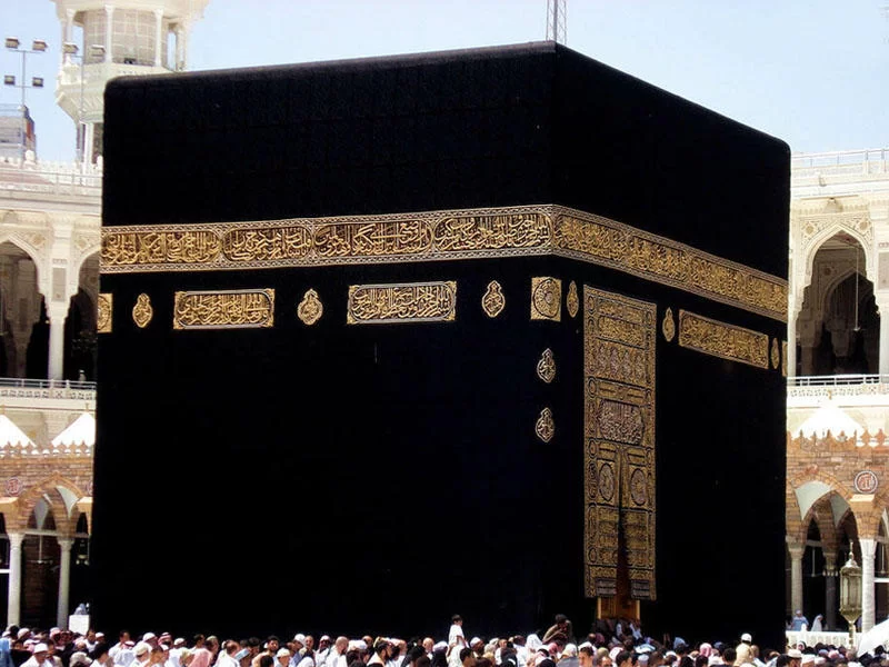 “Buna Həcc demək olmaz, bu ,din biznesidir” - İlahiyyatçı Elşad Miri sensasion açıqlamalar