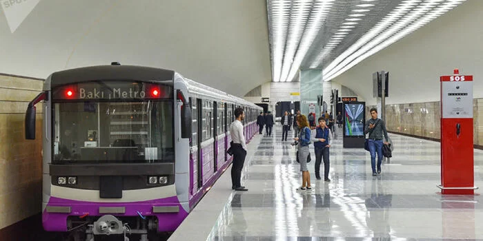 Metroda İNSİDENT: həbs olunanlar var
