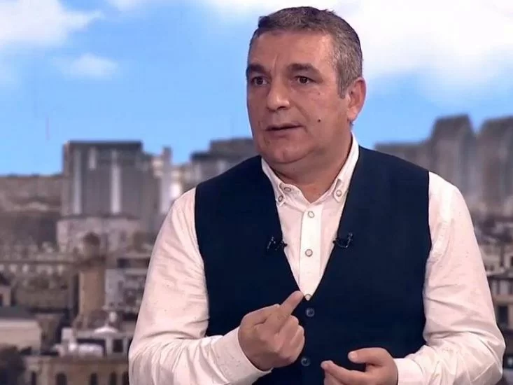 AYNA işsizlərin sayını artırır, nazirlik isə pensiya yaşını...