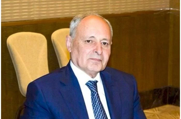 Səhiyyənin kralı dünyasını dəyişdi - Nazirlik silkələnir