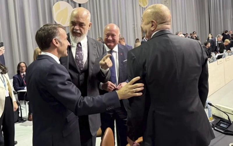 Albaniya Baş naziri Makronla zarafatlaşdı - “Azərbaycan ilə bizi də təbrik edin”