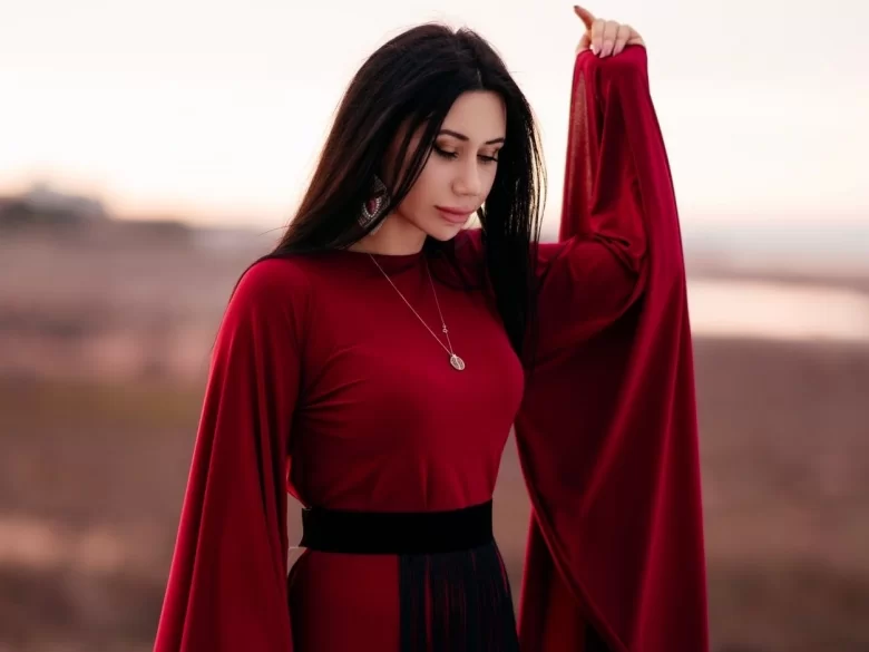 Bakıdakı tanınmış müğənni avtoqəzada həlak oldu - Fotolar + Video