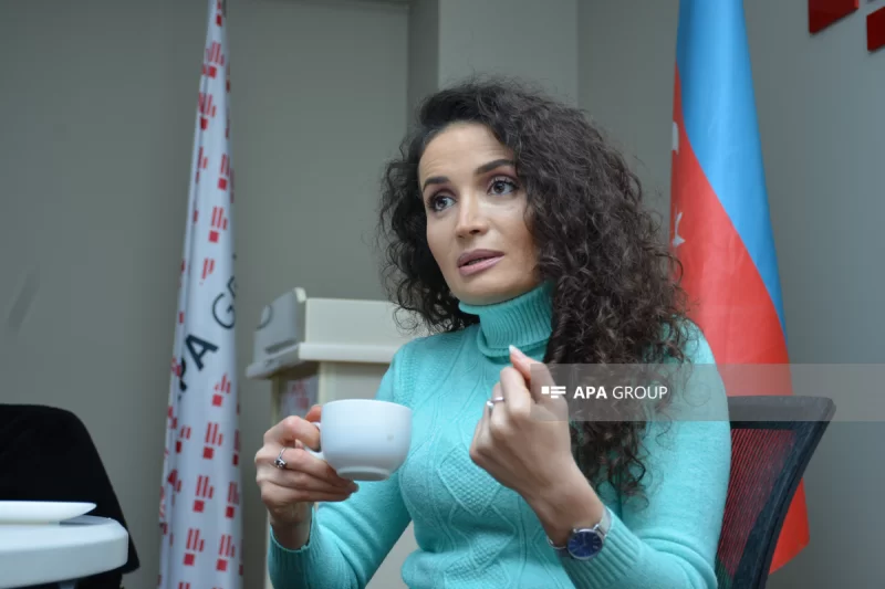 Zülfiyyə Məmmədova nişanlandı - FOTO