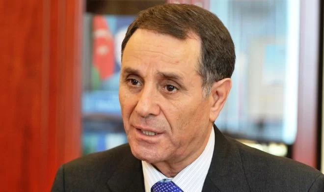 “Ramiz Mehdiyev Azərbaycan tarixinin səlnaməsidir” deyən Novruz Məmmədovdan açıqlama: “Onun barəsində heç bir sözüm yoxdur”