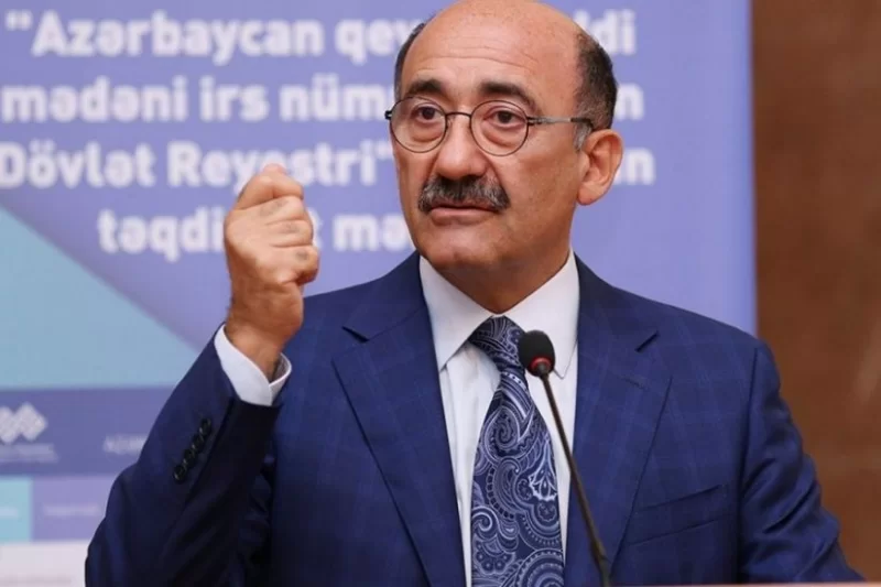 Əbülfəs Qarayev ad gününü Londonda qeyd etdi