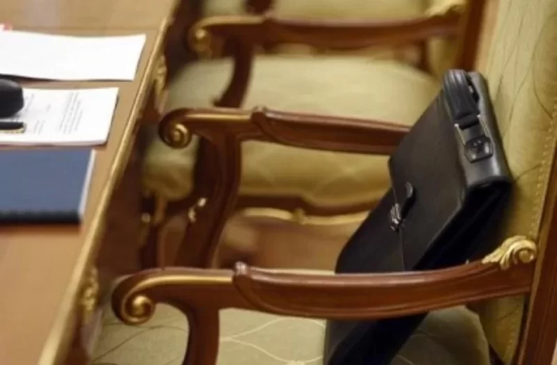 Azərbaycanda məşhur general ağır ittihamlar - Qadınları otağa çağırıb...