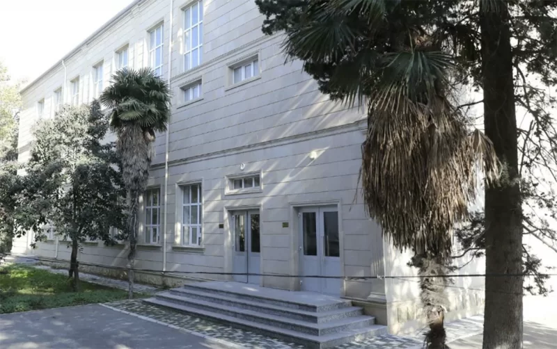 Bakıda məşhur məktəb SÖKÜLƏCƏK