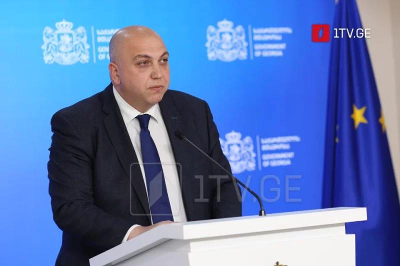 Sabiq nazirin evində axtarış aparılıb, müavini də saxlanılıb