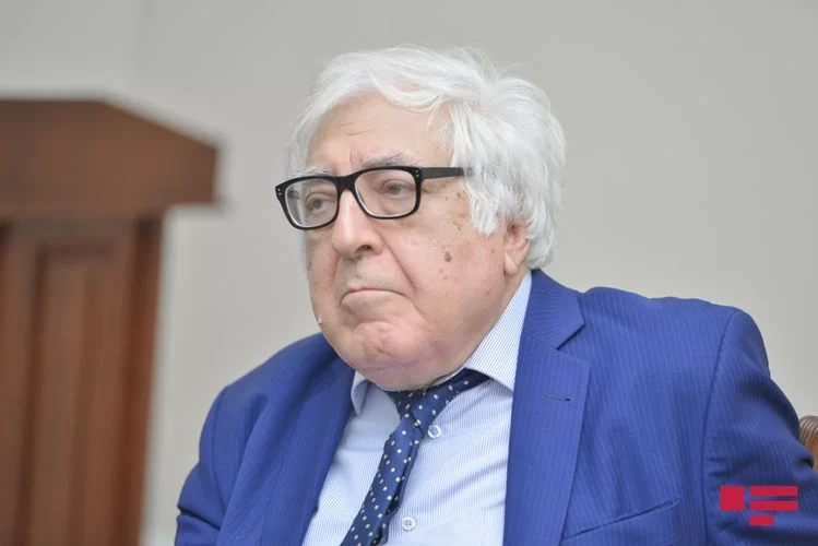 Yazıçı Anarın səhhəti ilə bağlı VACİB XƏBƏR