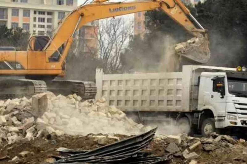 Bakıda kütləvi söküntü işləri dayandırılır - SƏBƏB