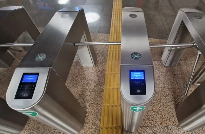 Metroda tezliklə BU ÜSULLA ödəniş etmək mümkün olacaq