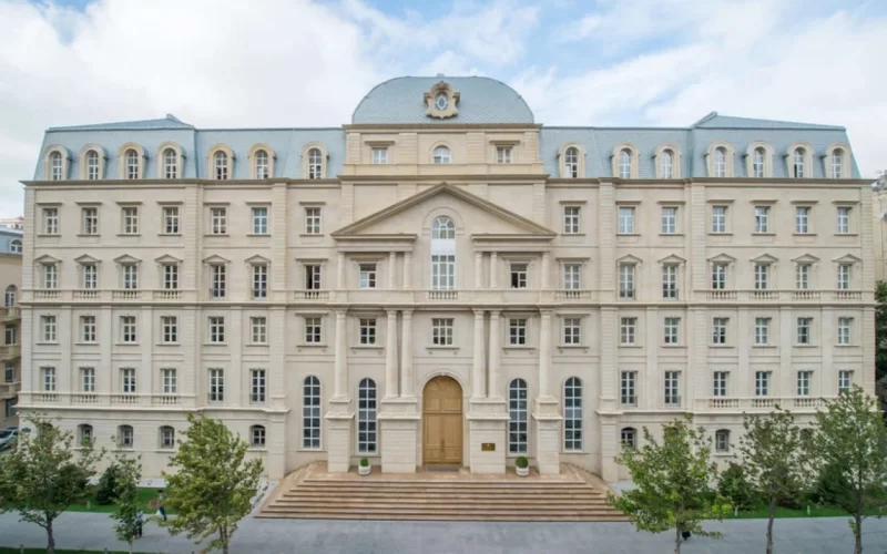 Maliyyə Nazirliyi ilə bağlı yeni qərar