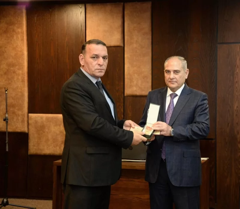 Vəzifəli şəxs qəzada həlak oldu