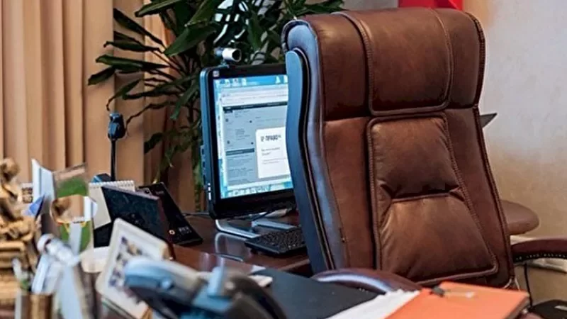 Vəzifəli şəxs buna görə işdən çıxarıldı