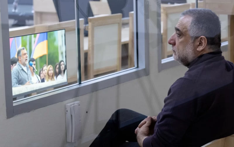 Prokuror Ruben Vardanyana ömürlük həbs cəzasının verilməsini istədi