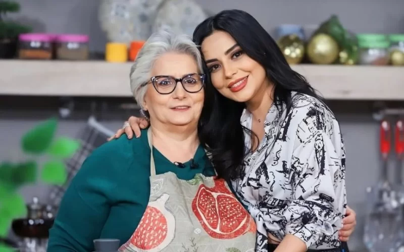 Vüsalənin anası xəstəxanaya yerləşdirildi