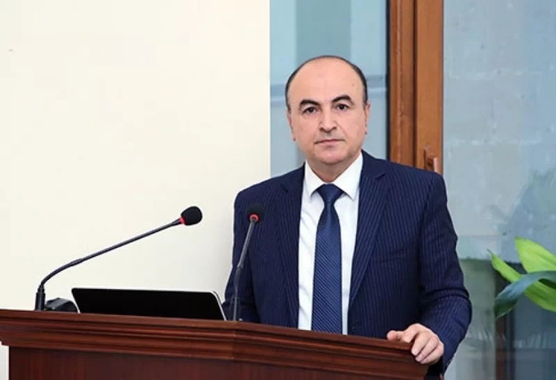 Əminağa Sadıqovun elmi adı buna görə LƏĞV EDİLİB