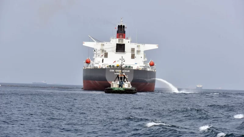 Yük gəmisi Xəzər dənizində qəzaya uğradı - 14 nəfər...