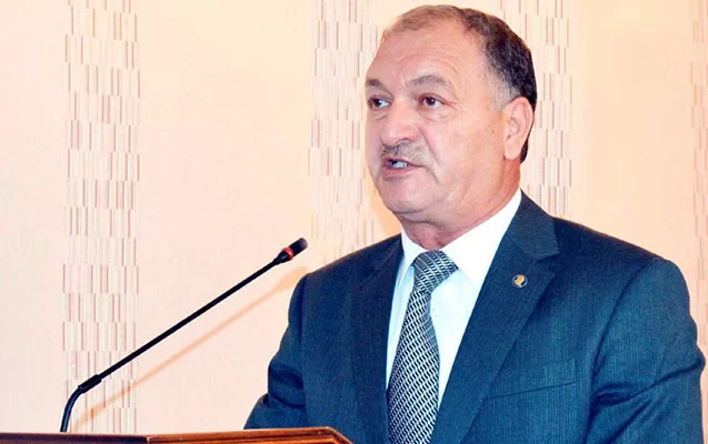 Sabiq icra başçısının oğlu Yevlaxda adam güllələdi